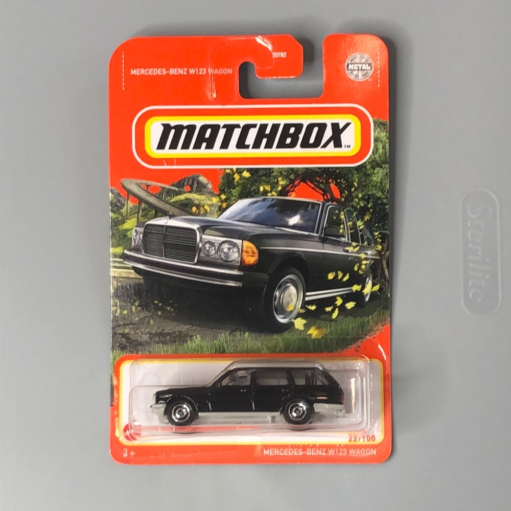 ‘80 Mercedes-Benz W123 wagon
